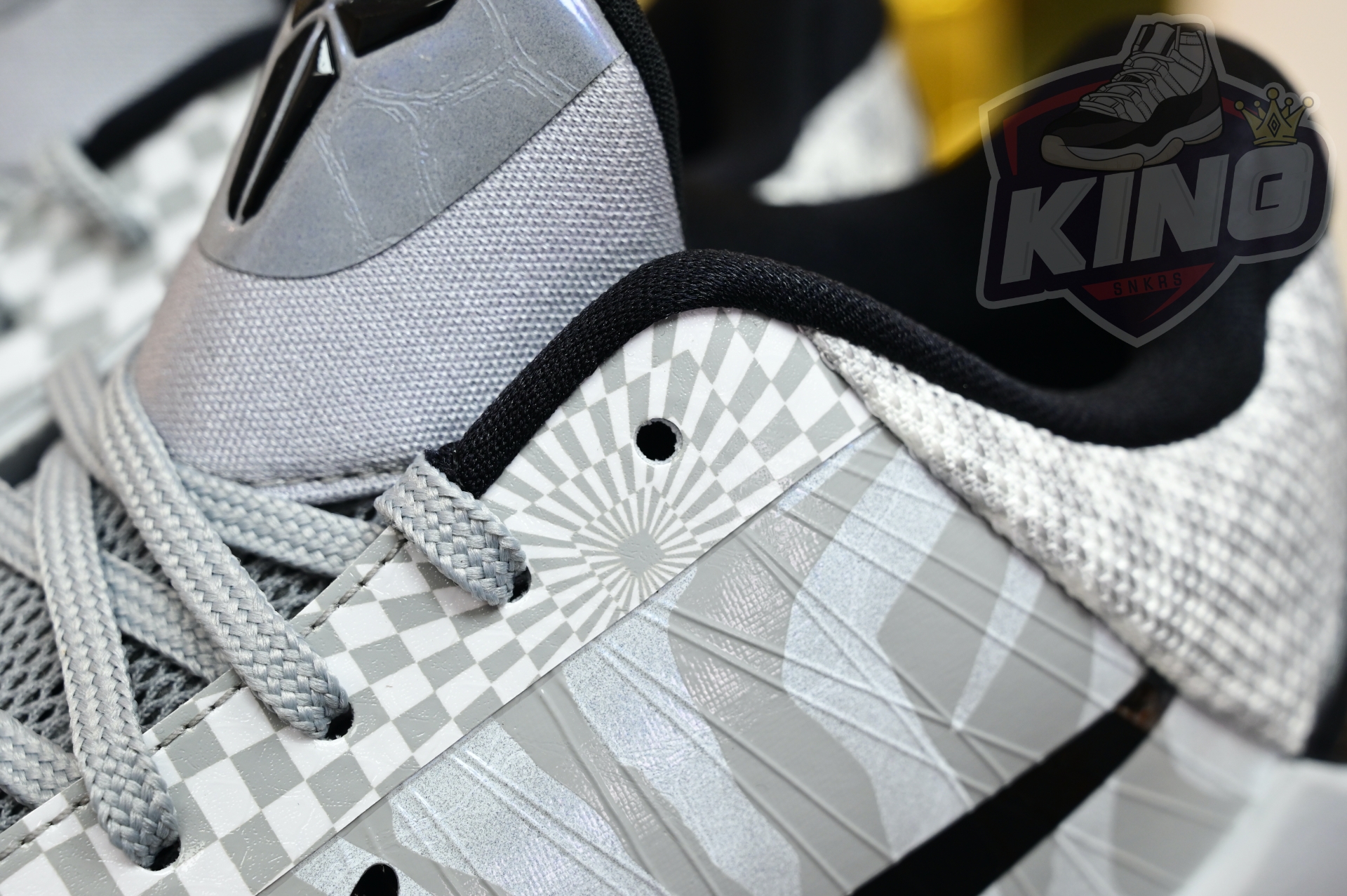 Nike Zoom Kobe 5 Protro 