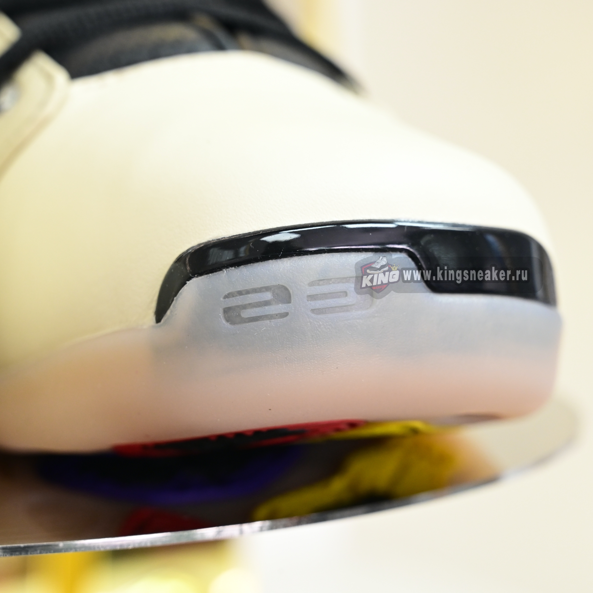 INFINITE ARCHIVES x  Air Jordan 17 Low  IH0177-200