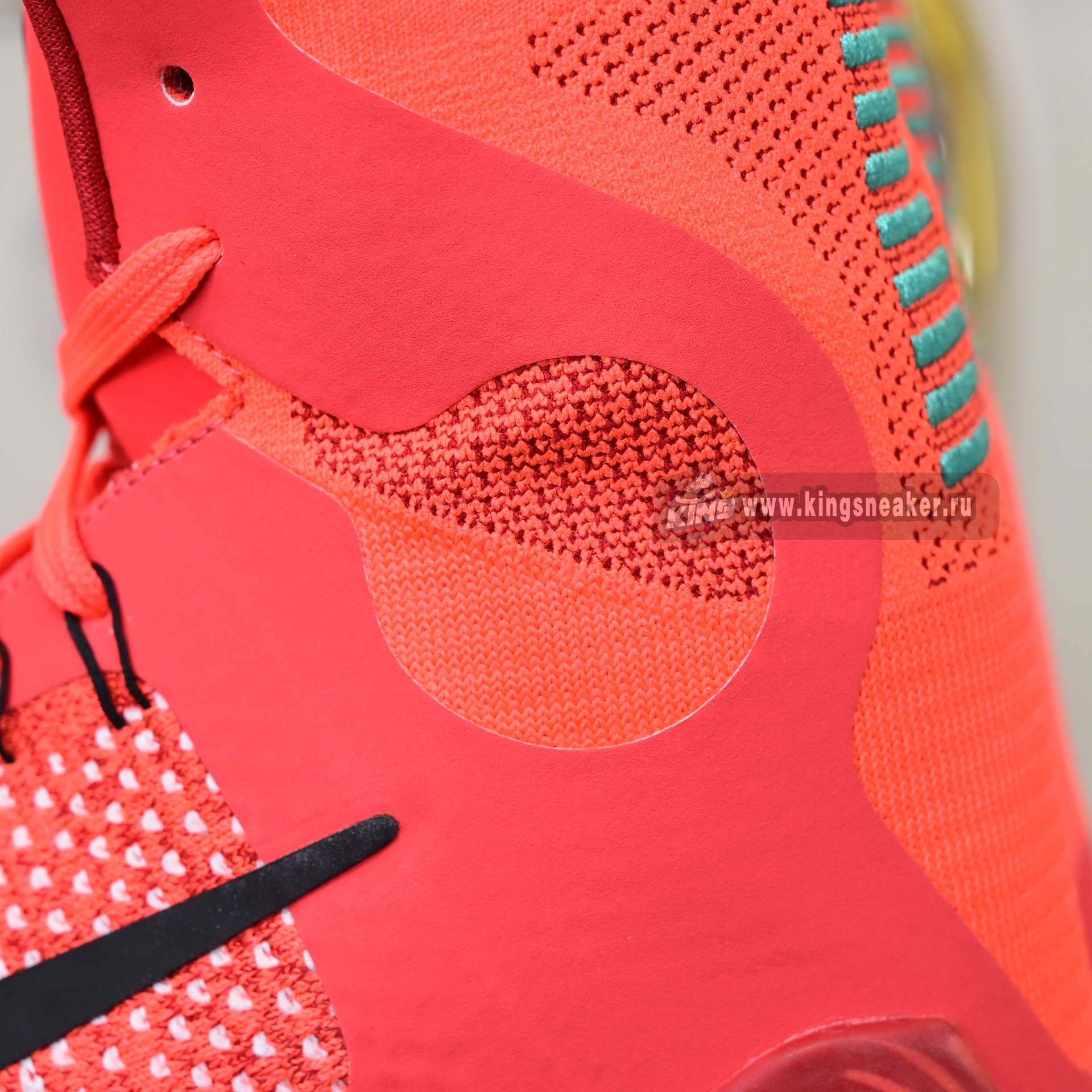 Nike Kobe 9 Elite Protro Christmas FZ7335-600