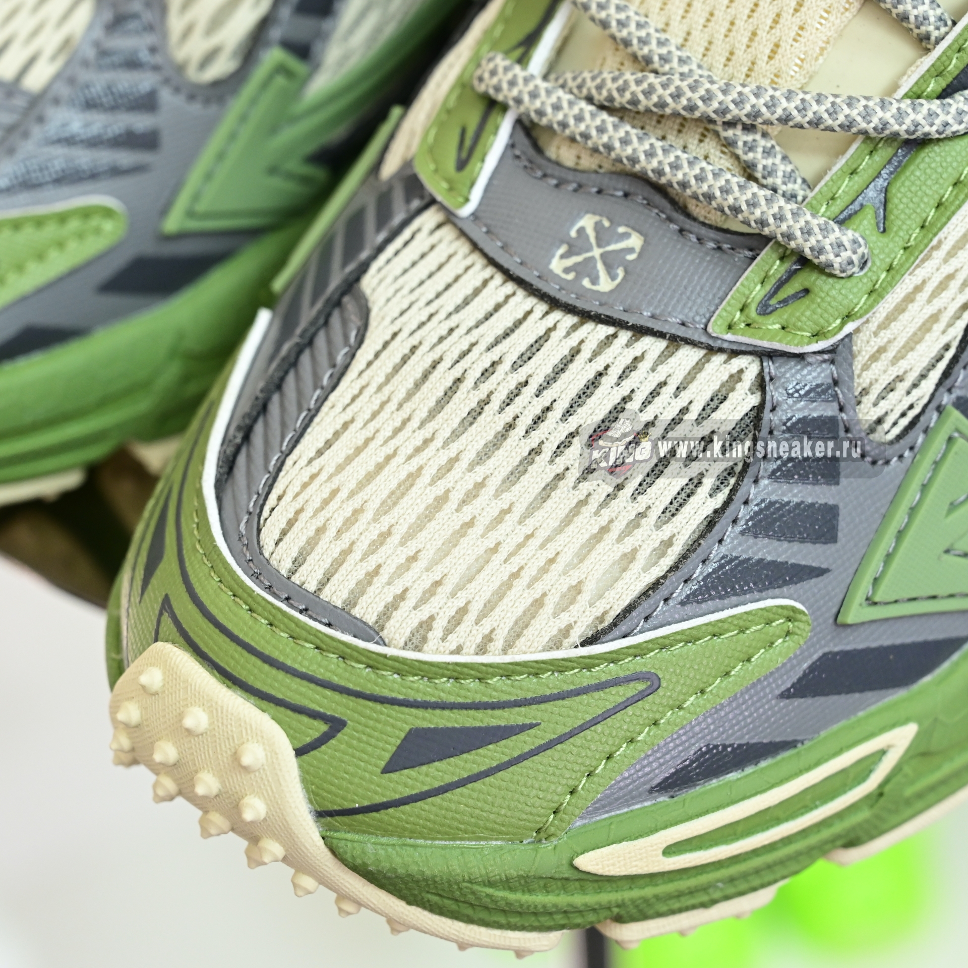 OFF-WHITE BE RIGHT BACK