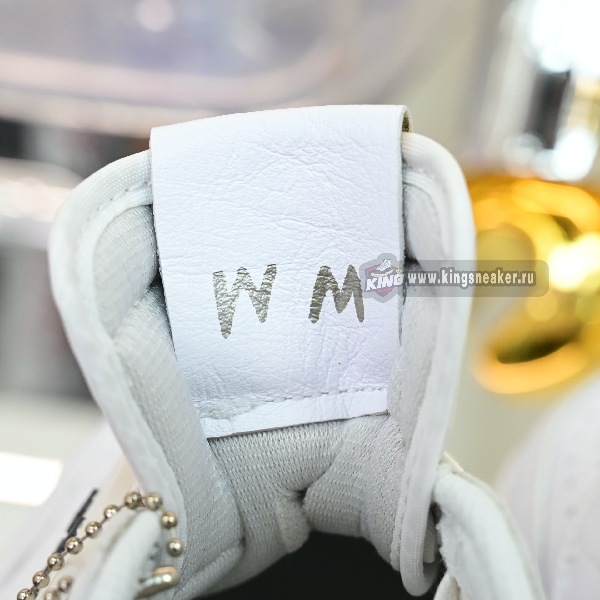 Travis Scott  x Air Jordan 1 TD1228-111