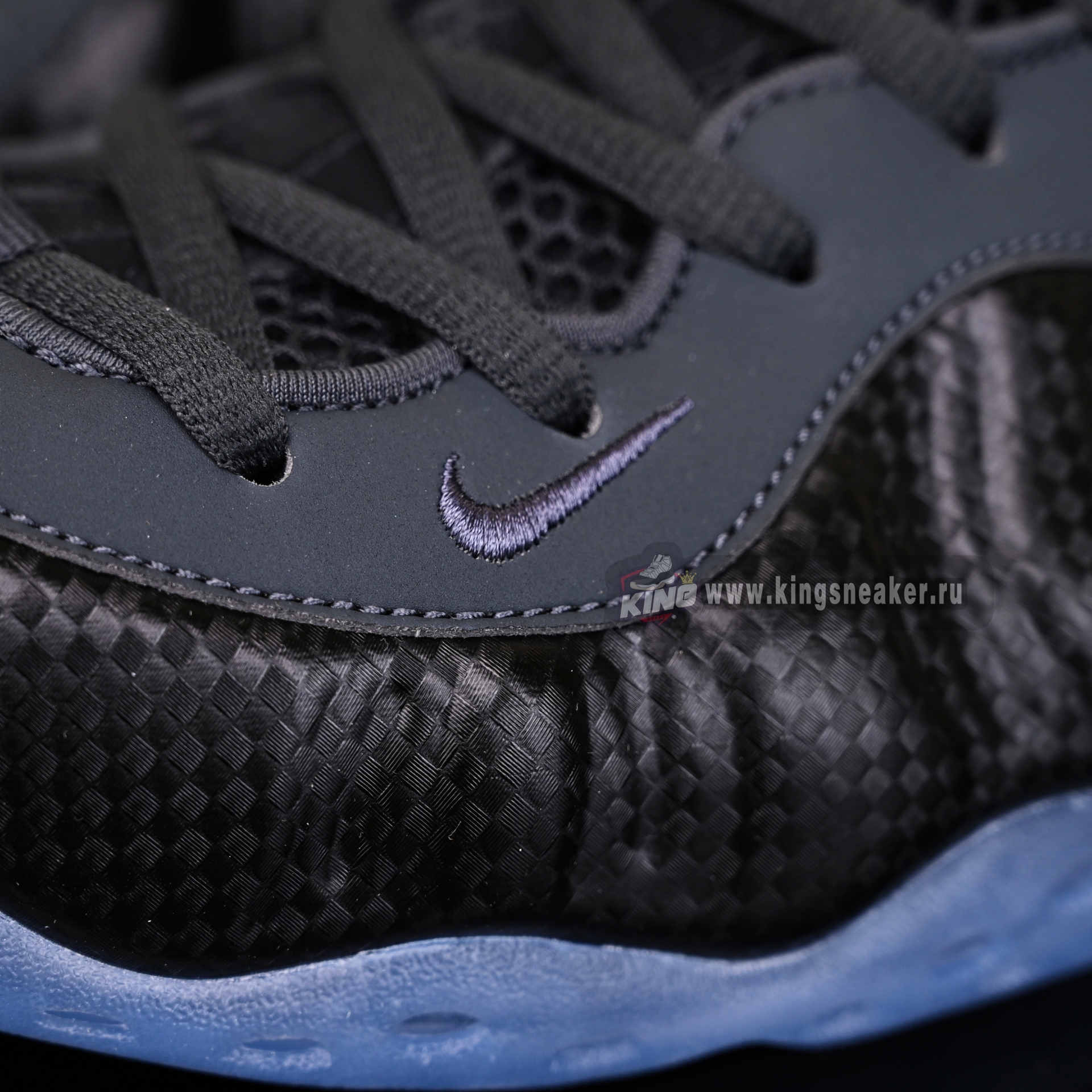 Nike Air Foamposite One  HF2902-002