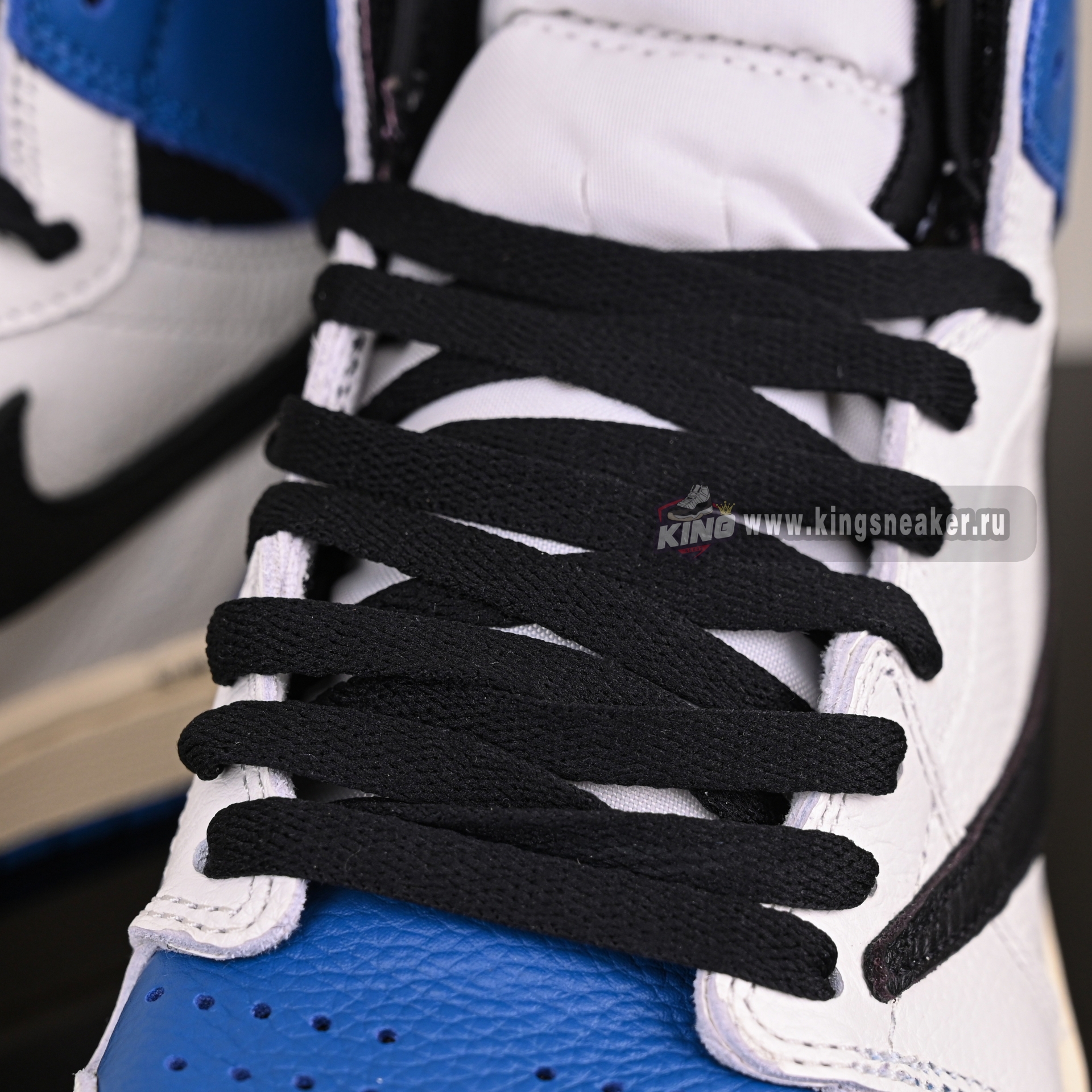 FRAGMENT DESIGN X TRAVIS SCOTT X AIR JORDAN 1 RETRO HIGH DH3277-105