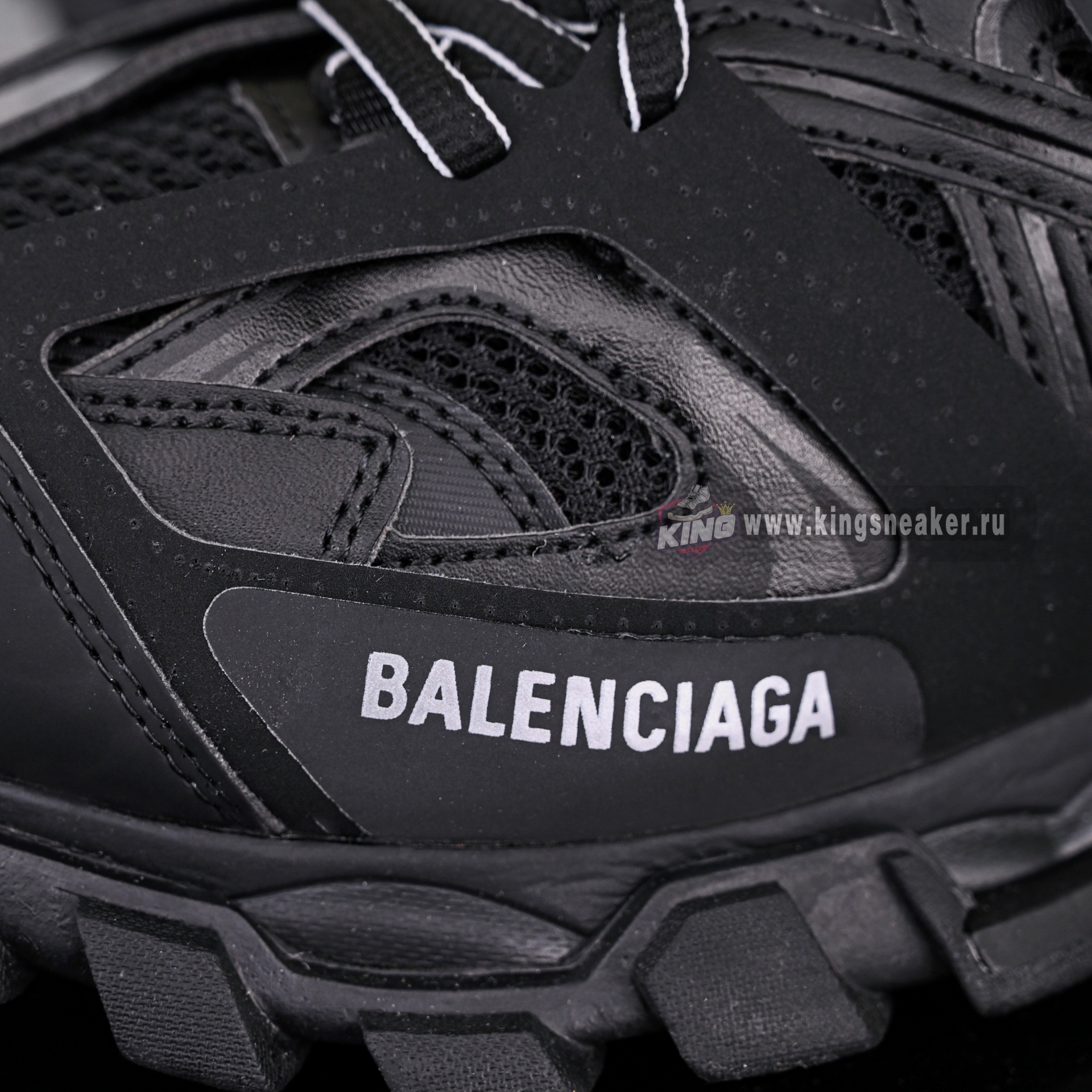 Balenciaga  Track（LED）