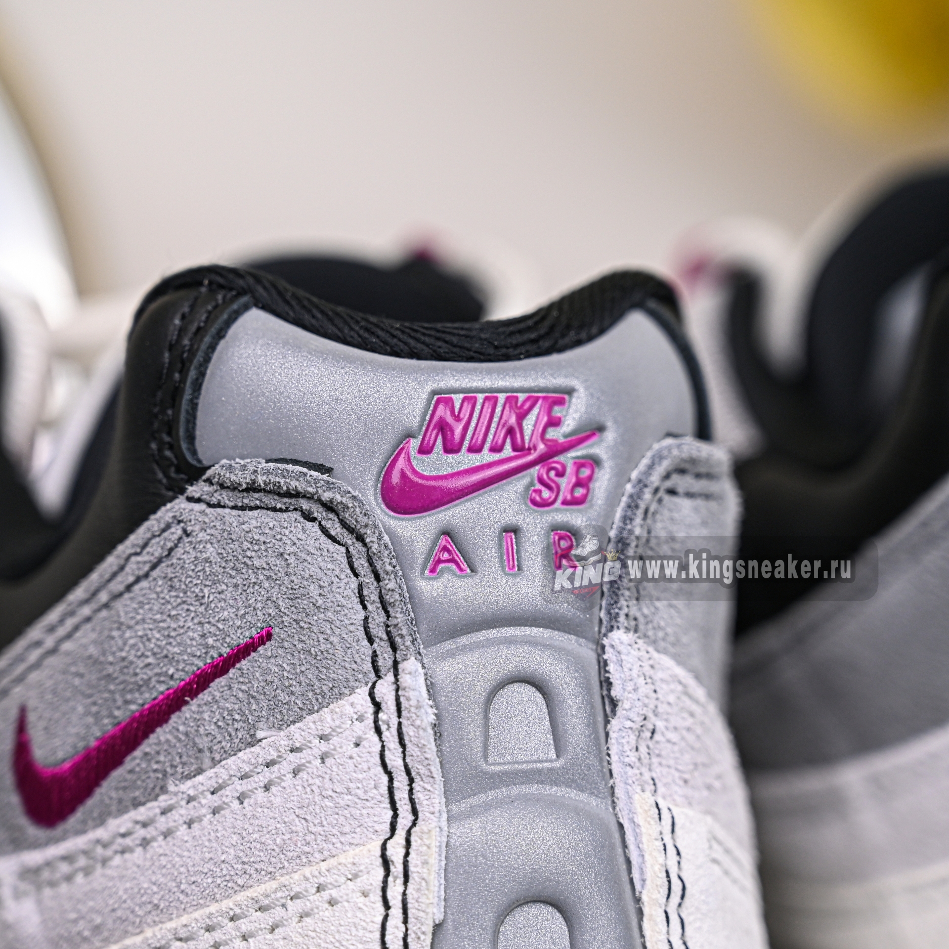 Nike SB x Air Max 95“SummitWhite/Photon Dust”  HF7545-100