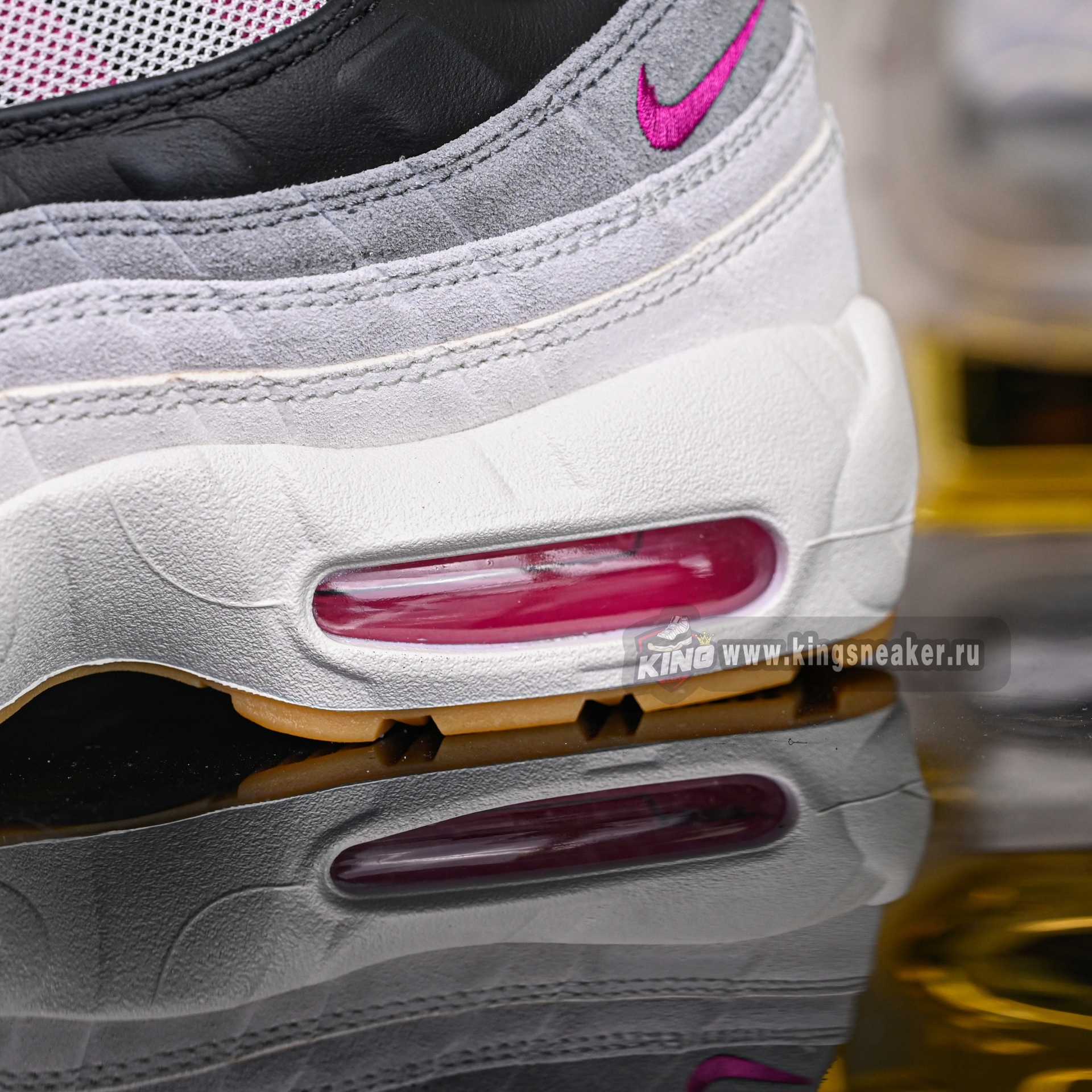 Nike SB x Air Max 95“SummitWhite/Photon Dust”  HF7545-100