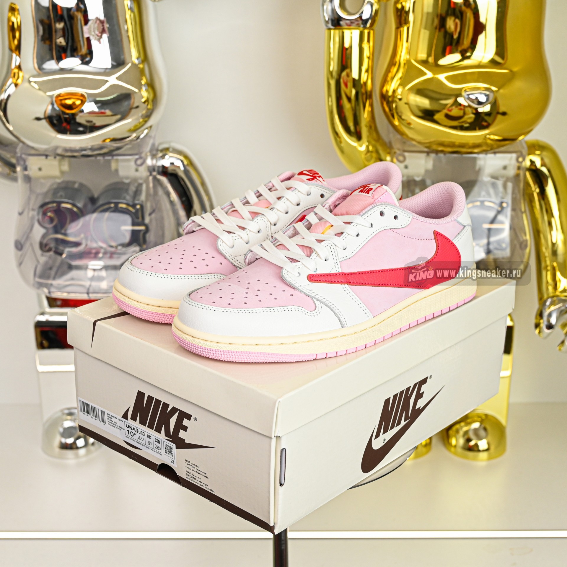 Travis Scott x  Air Jordan 1 Low OG IQ7604-101