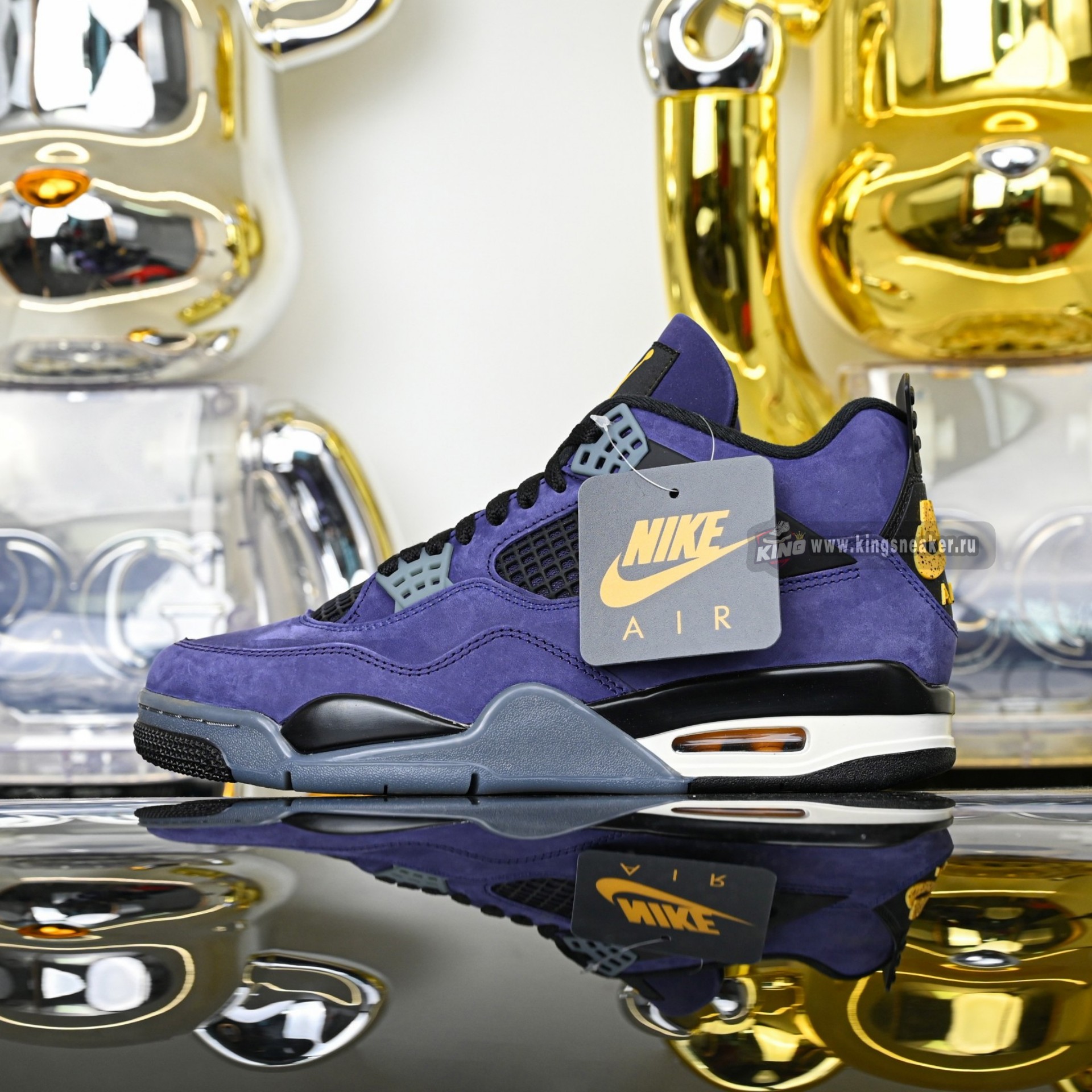 Air Jordan 4 Retro 