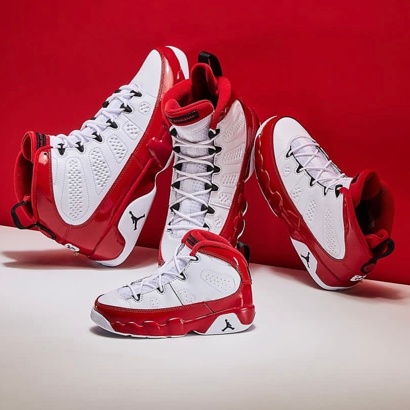 Air Jordan 9