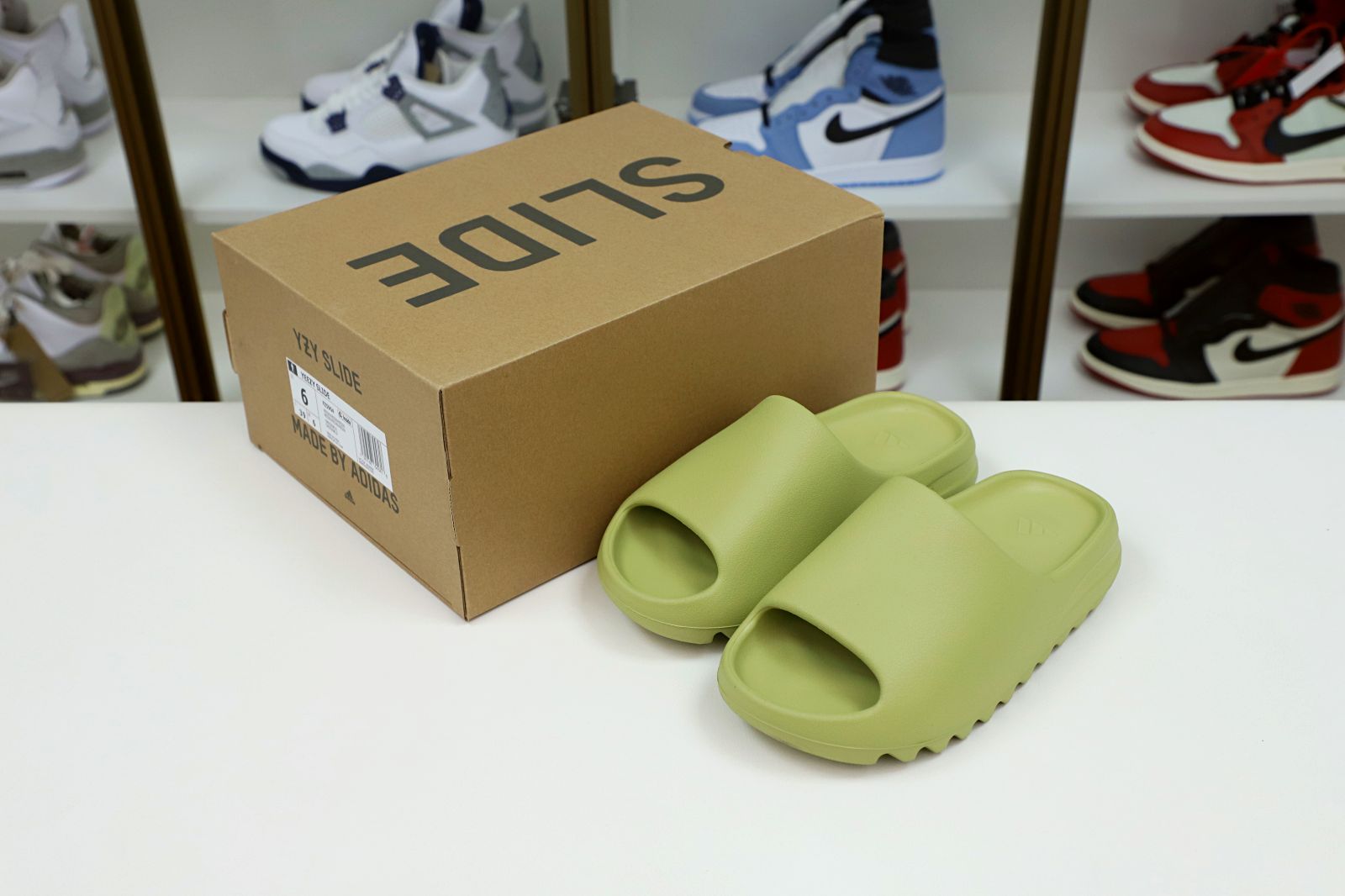 Yeezy Slide 