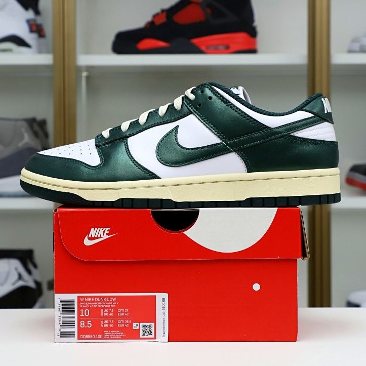 NIKE WMNS DUNK LOW 'VINTAGE GREEN'