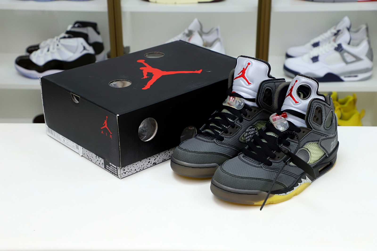 OFF-WHITE X AIR JORDAN 5 RETRO SP 'MUSLIN'