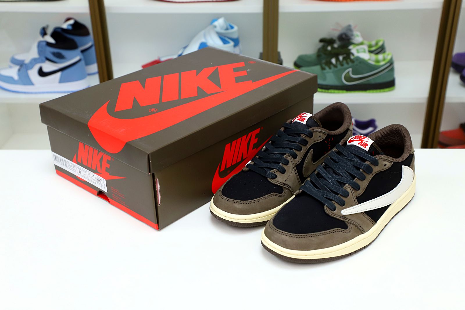 TRAVIS SCOTT X AIR FORCE 1 LOW 'CACTUS