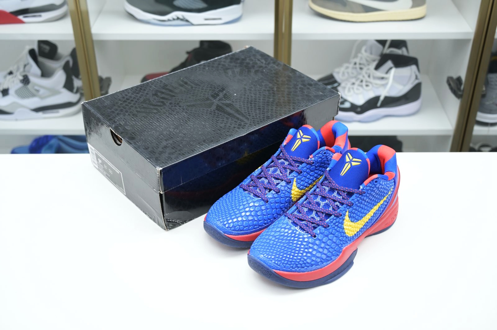 Nike Zoom Kobe 6  FC Barcelona Home