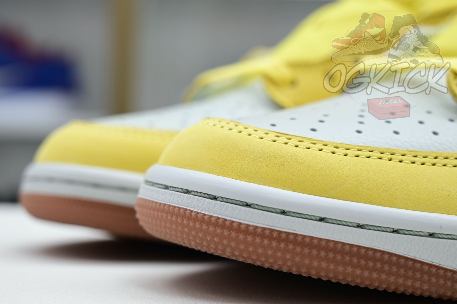 Travis Scott x Jordan Air Jordan 1 Low Canary