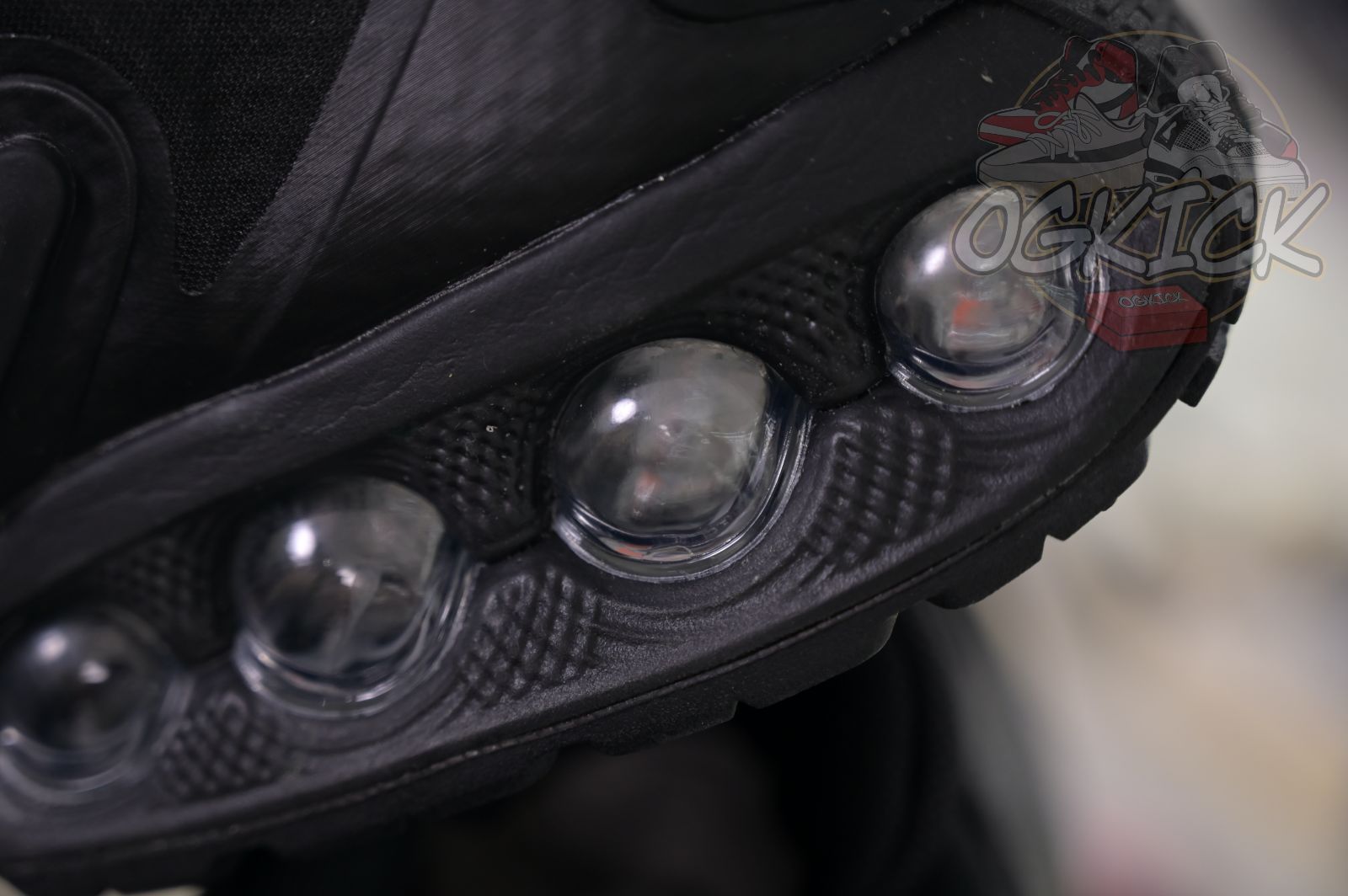 Supreme x Nike Air Max Dn