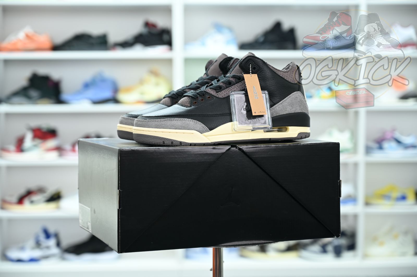 A Ma Maniere x Jordan Air Jordan 3