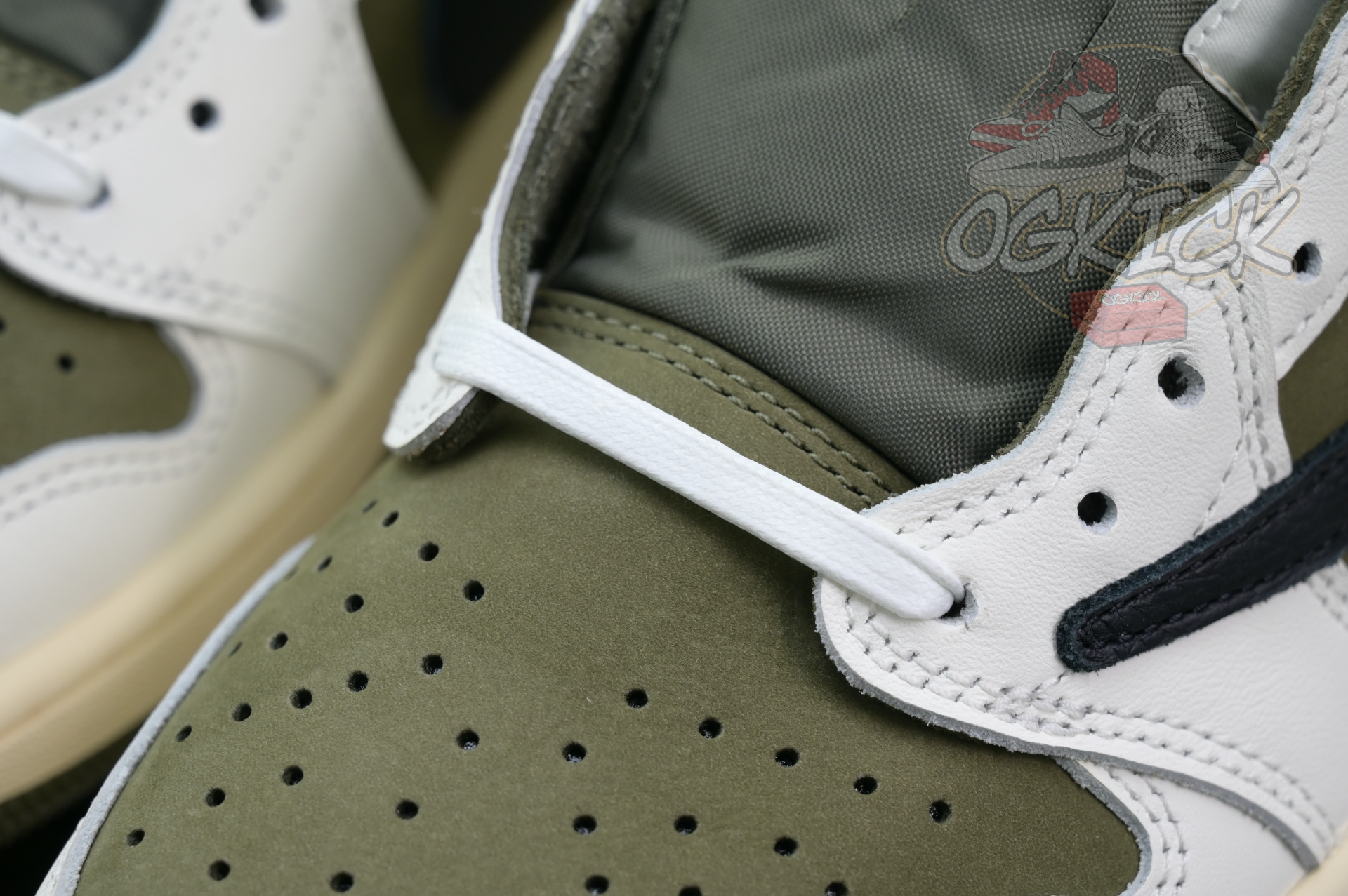 Travis Scott x Jordan Air Jordan 1 Low OG “Medium Olive”