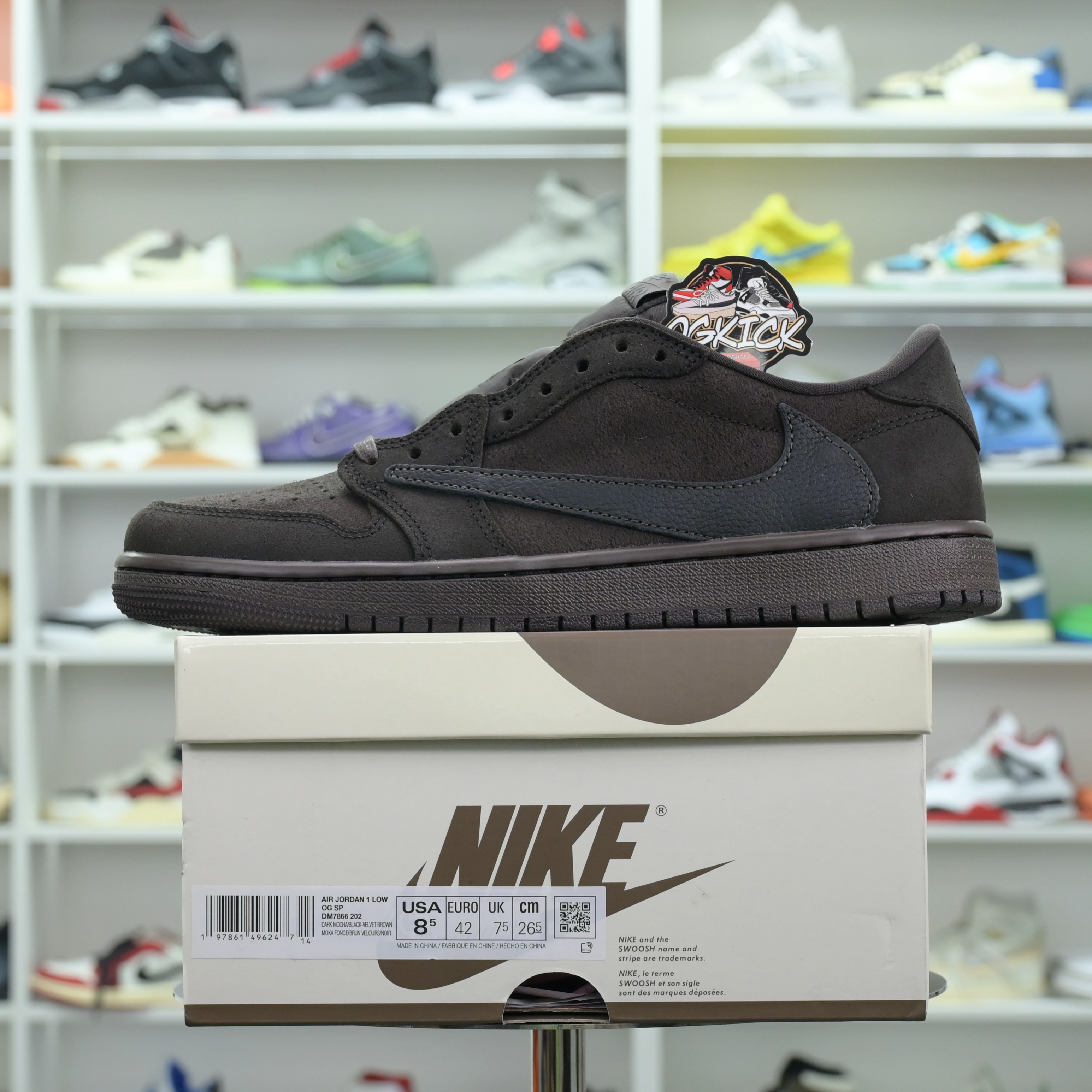 Travis Scott x Jordan Air Jordan 1 Low OG“Velvet Brown”