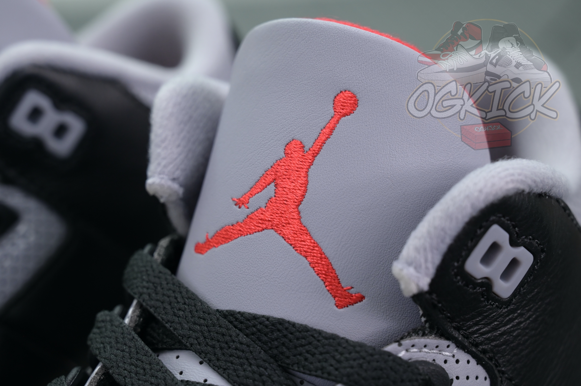 Air Jordan 3“Black Cement Reimagined”