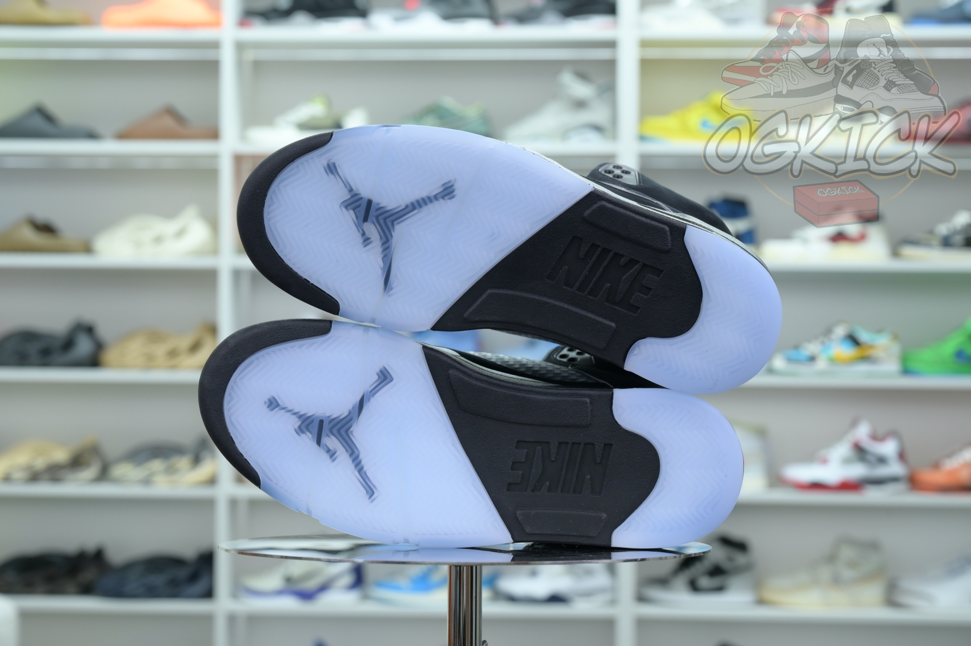 Jordan Air Jordan 5“BLACK METALLIC REIMAGINED”