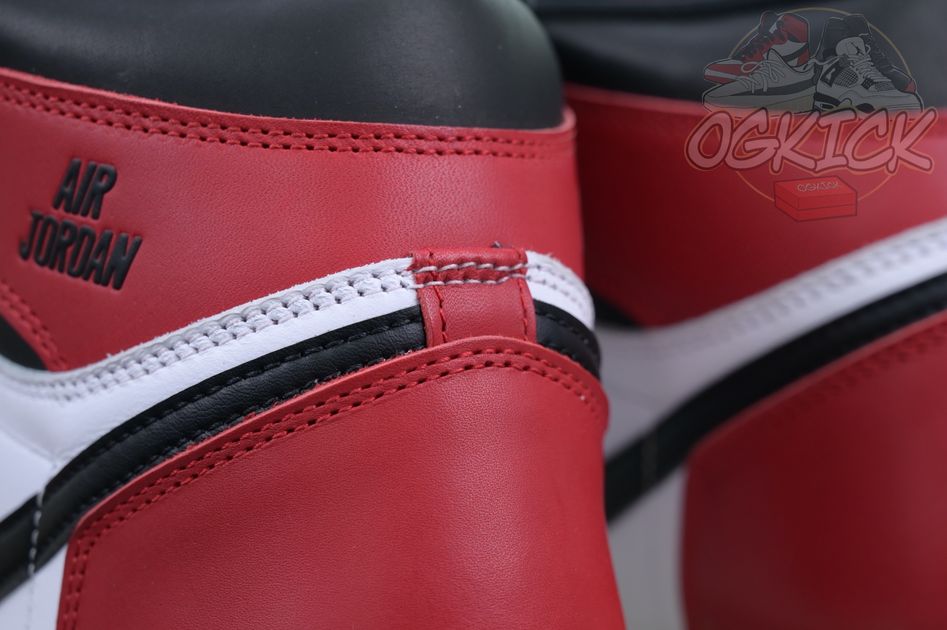 Jordan Air Jordan 1High OG“Black Toe Reimagined”