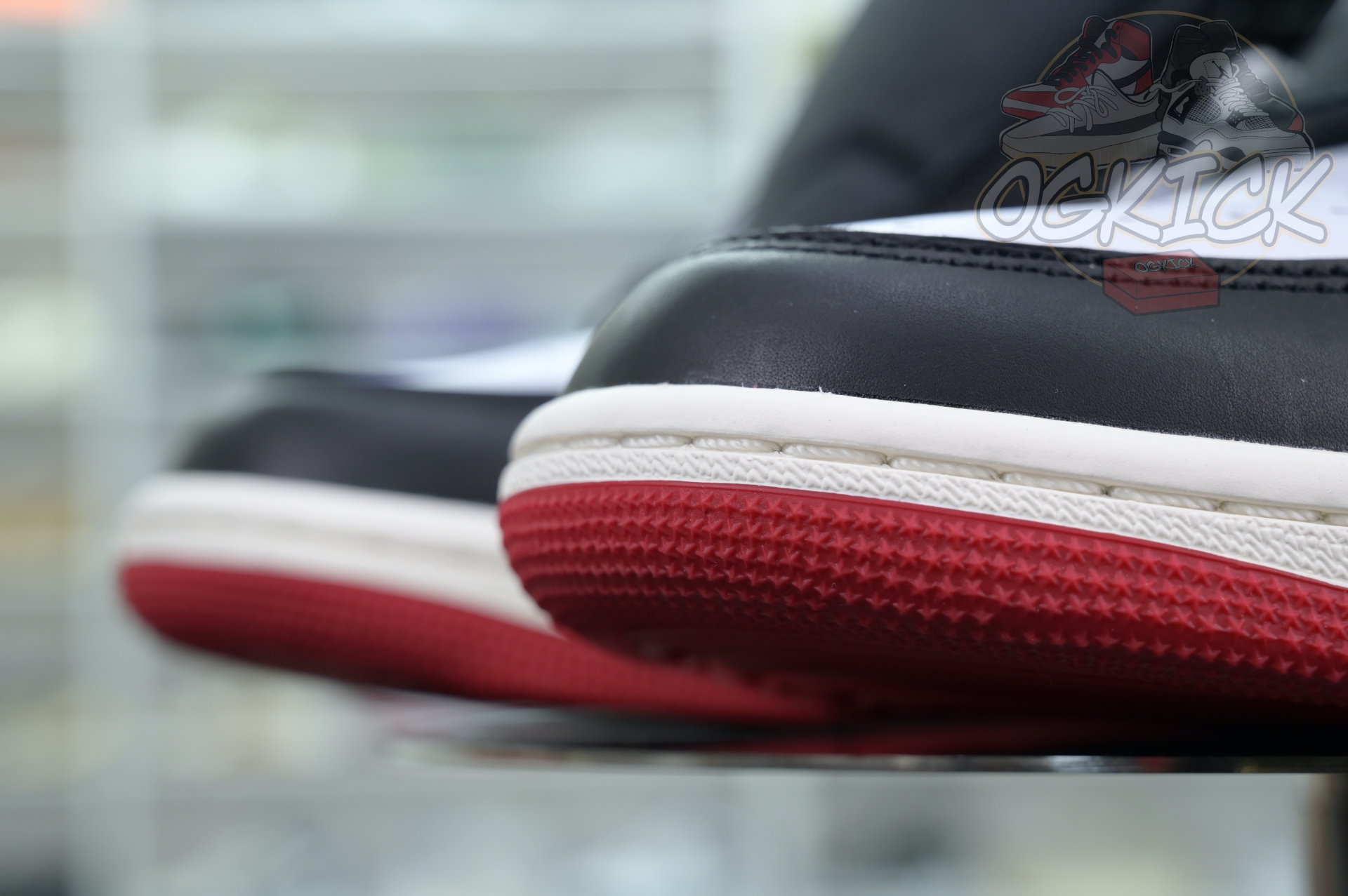 Jordan Air Jordan 1High OG“Black Toe Reimagined”