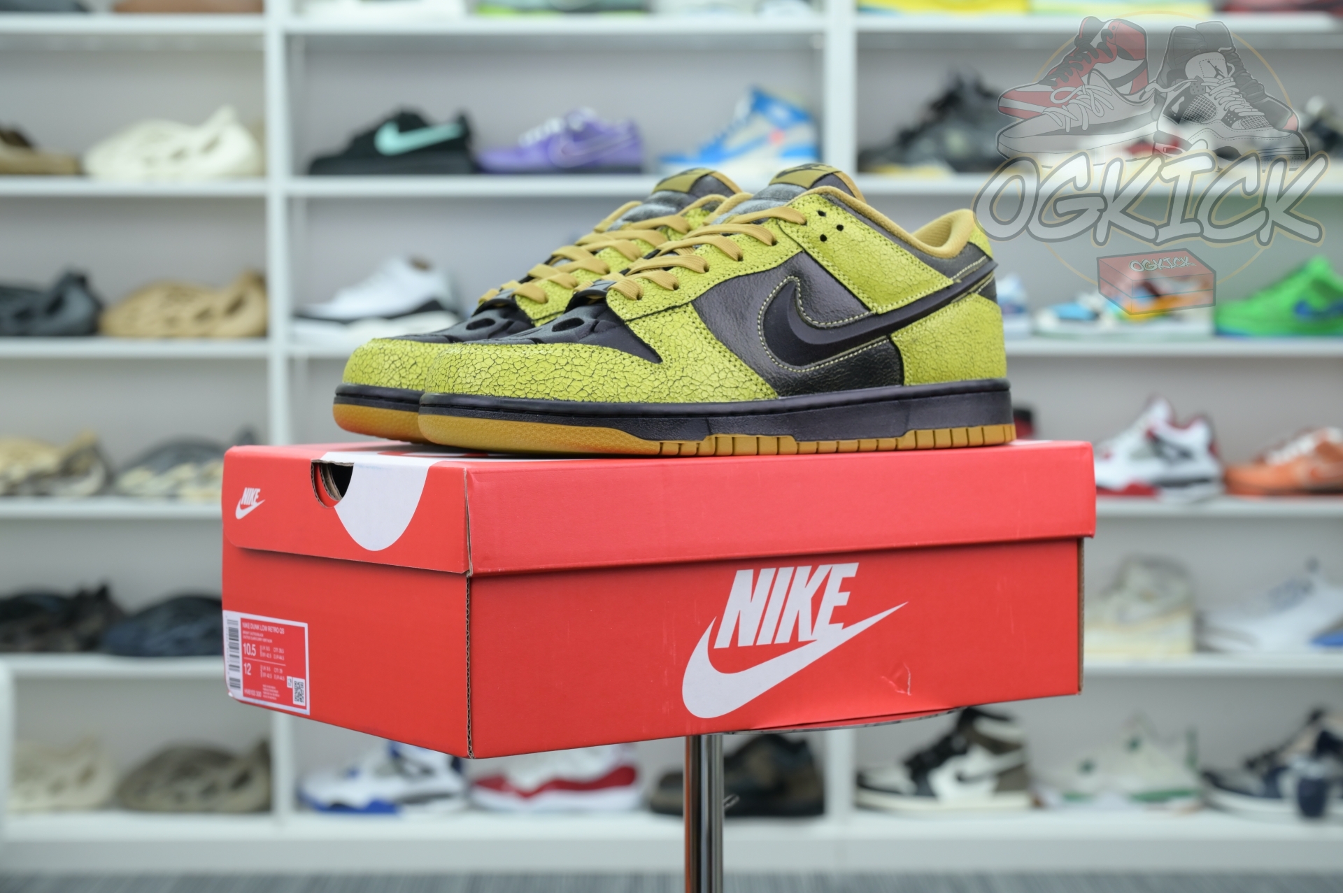 Nike Dunk Low“Halloween”