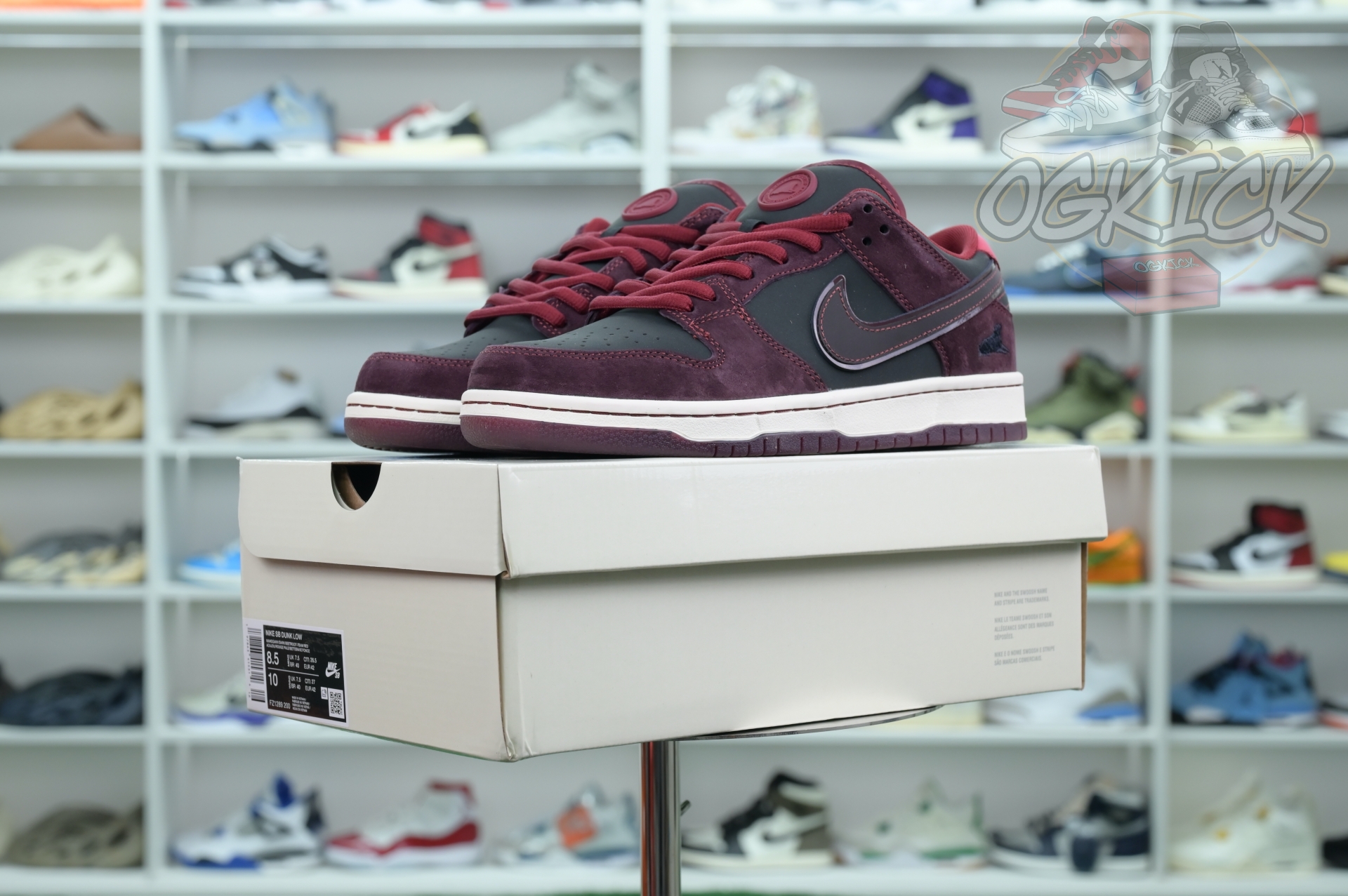 RIOT Skateshop x Nike SB Dunk Low