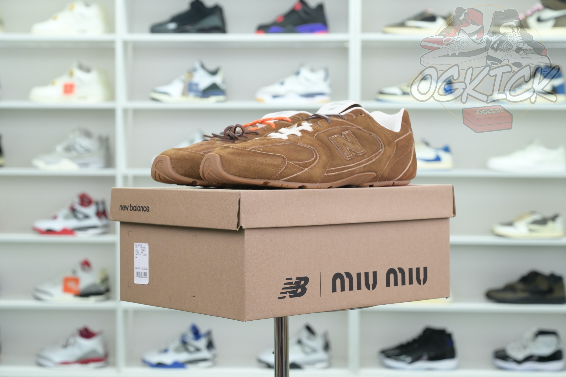 New Balance x MIU MIU NB 530 SL