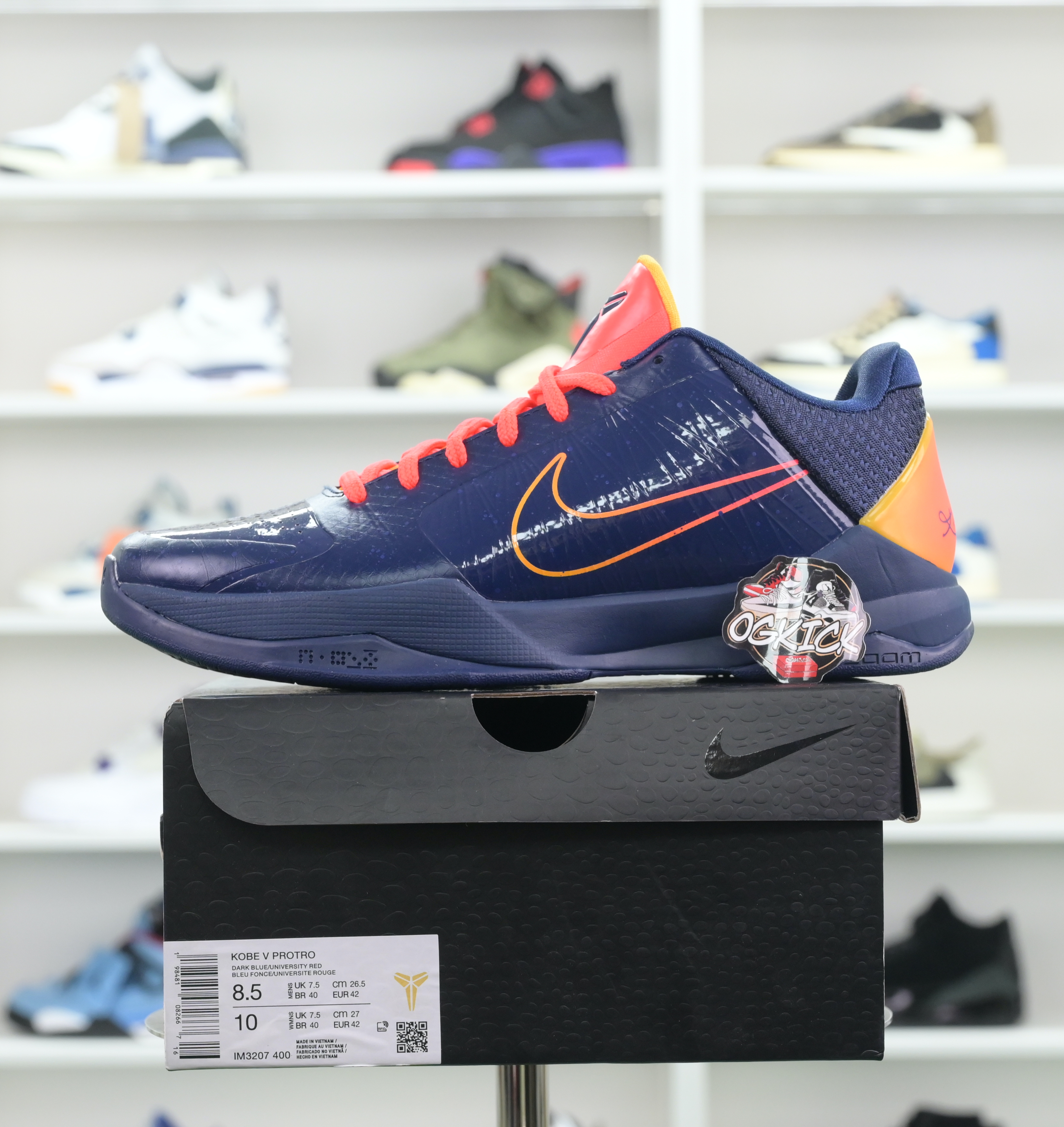 Caitlin Clark x Nike Kobe 5 Protro“Indiana Fever
