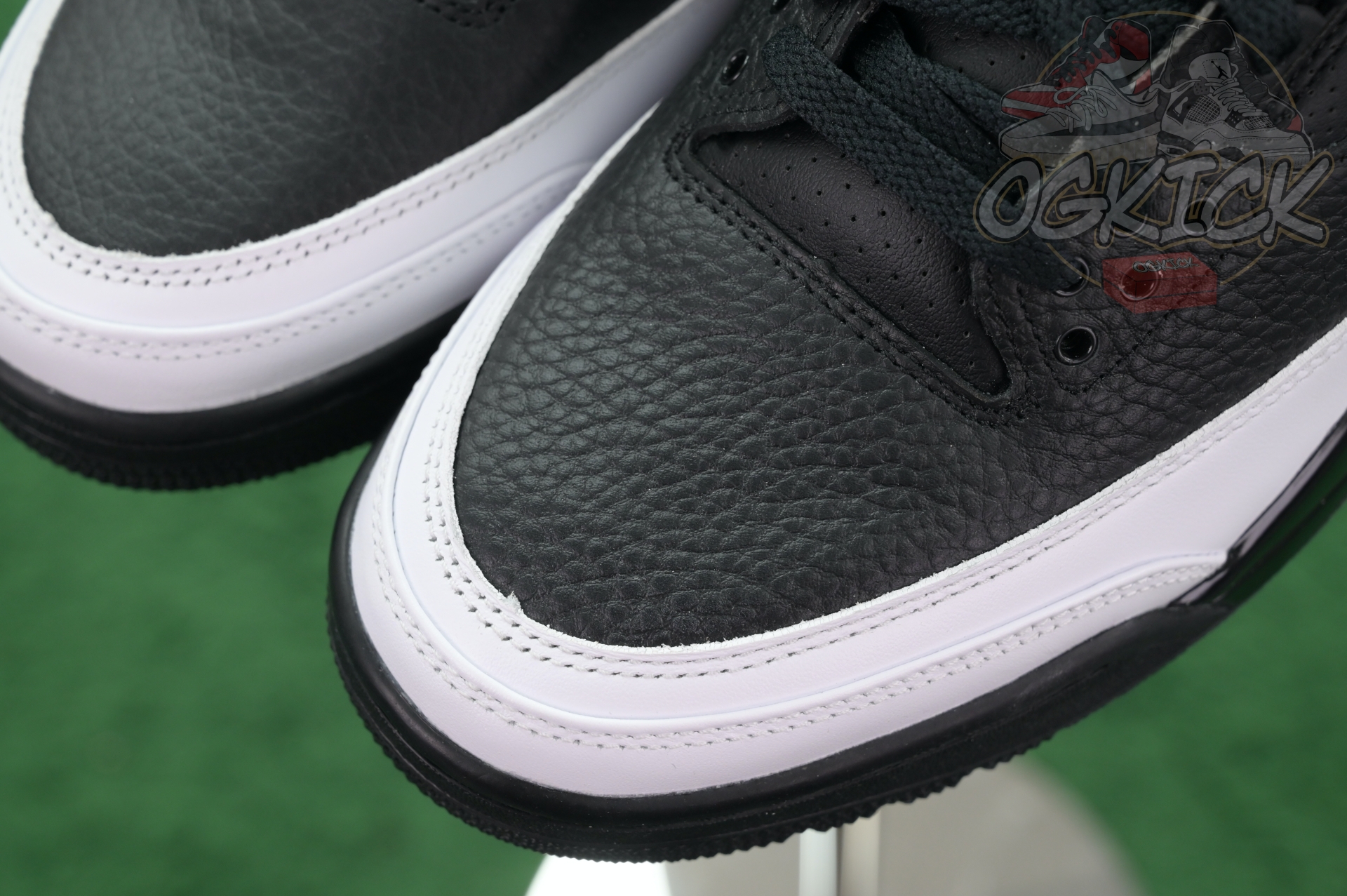 Fragment Design x Jordan Air Jordan 3“Black/ White”  DA3595-001