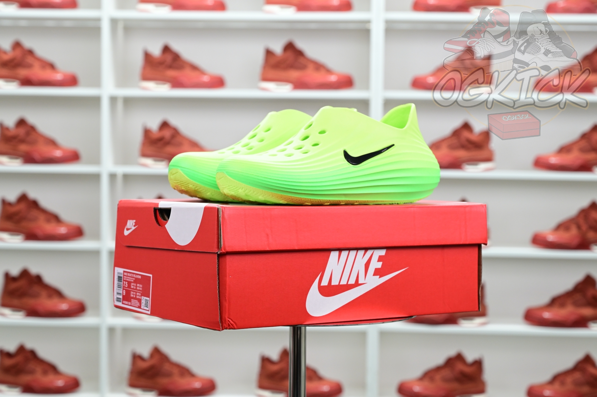 Nike ReactX Rejuven8 Green Strike  HV5060-300