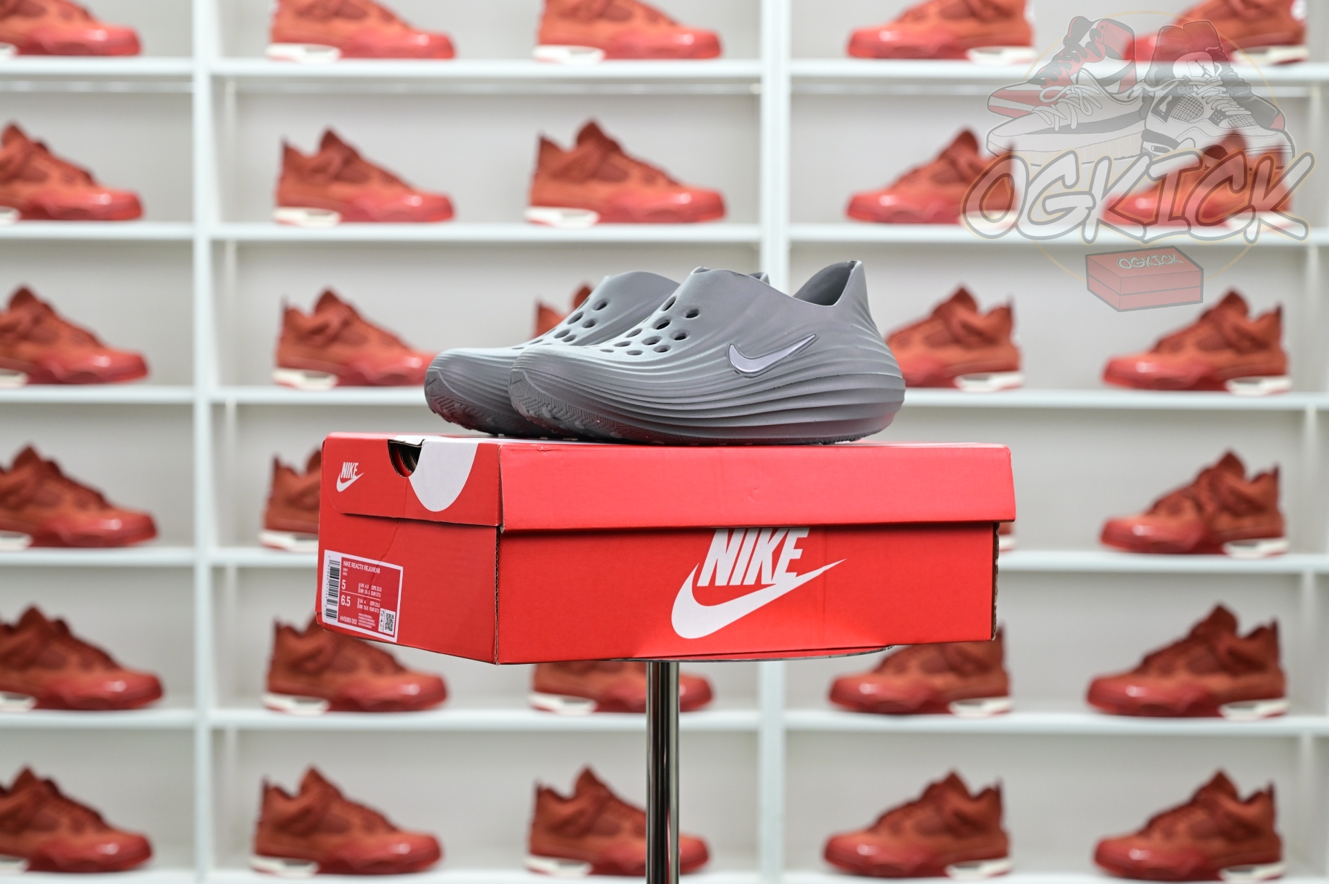 Nike ReactX Rejuven8  HV5060-002