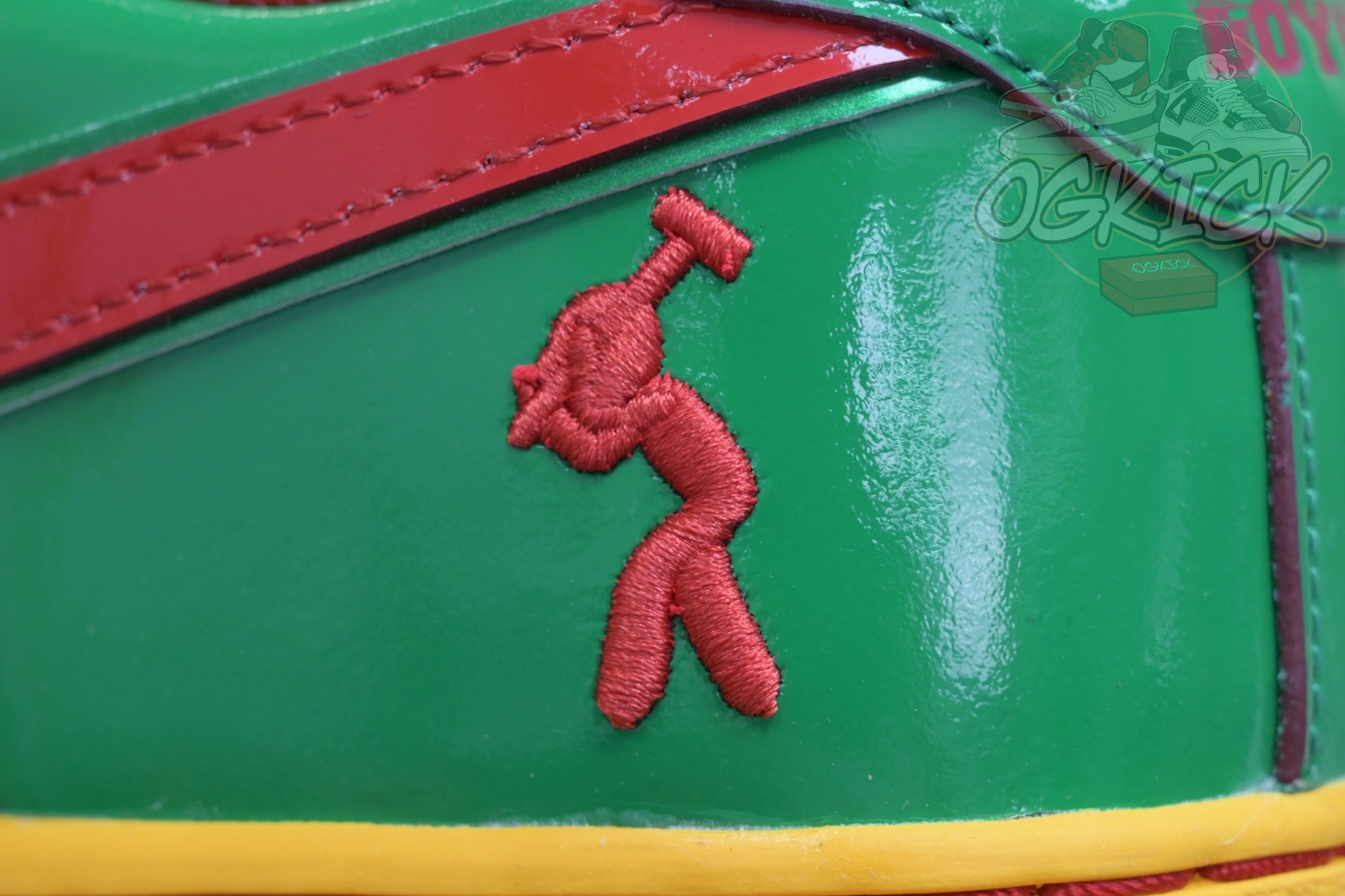 Nike Air Force 1 IH4383-300