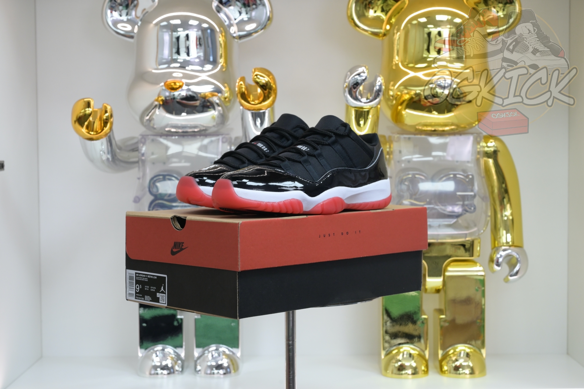 Air Jordan 11 Low“Bred” FV5104-006