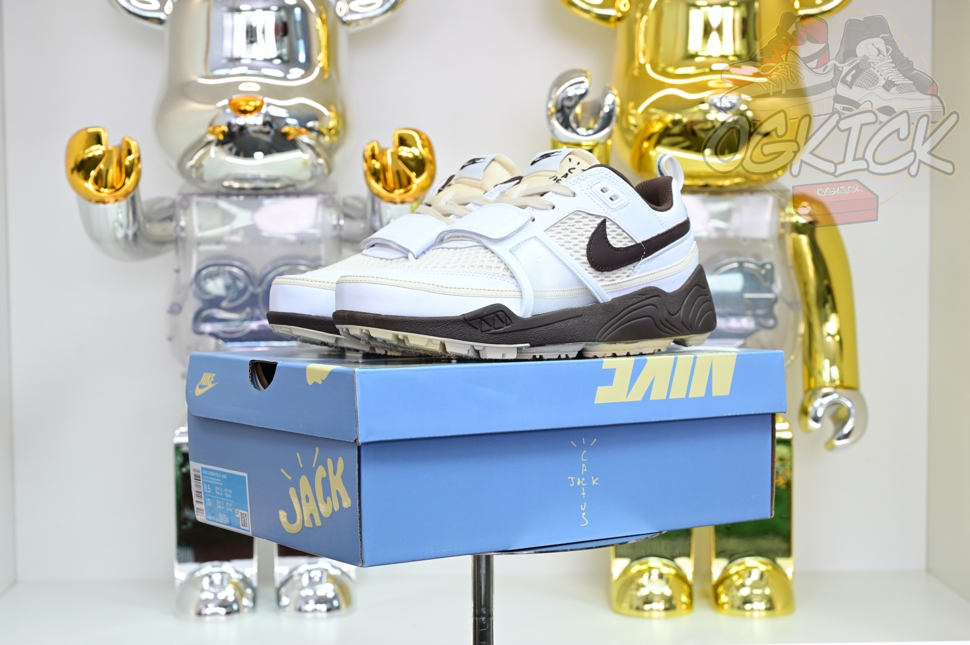 Travis Scott x Nike ZOOM Field JAXX“White/ Light Chocolate”HQ3073-100