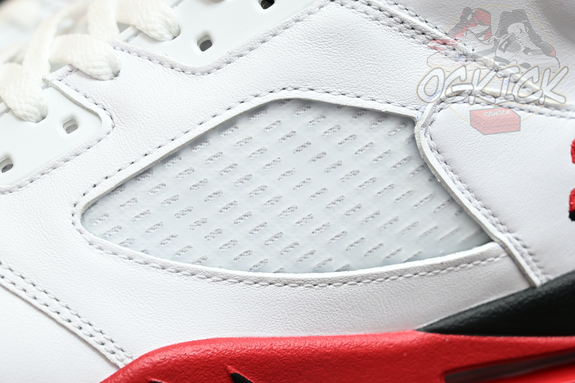 Air Jordan 5 Fire Red“Black Tongue”  HQ7978-101