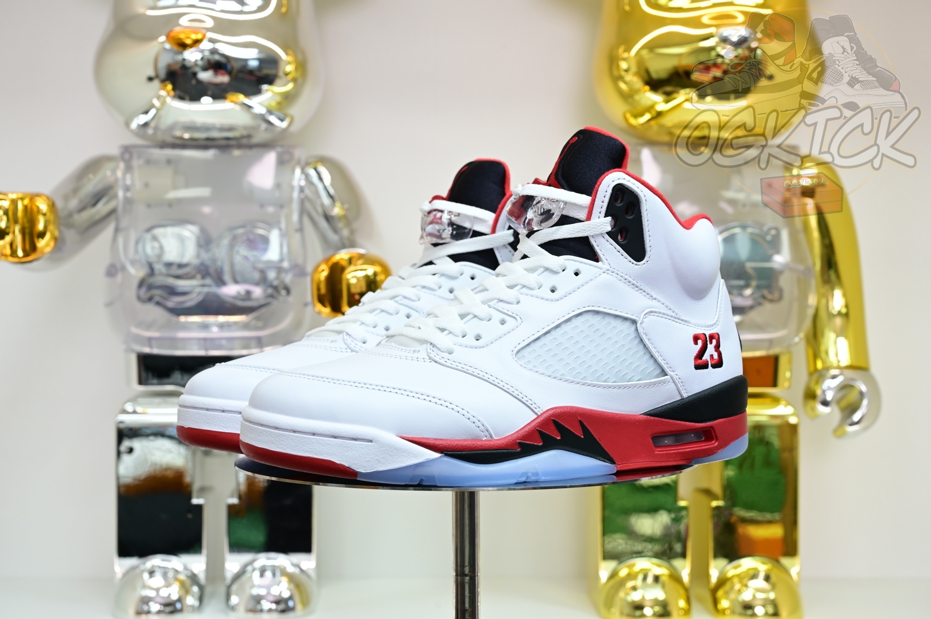 Air Jordan 5 Fire Red“Black Tongue”  HQ7978-101