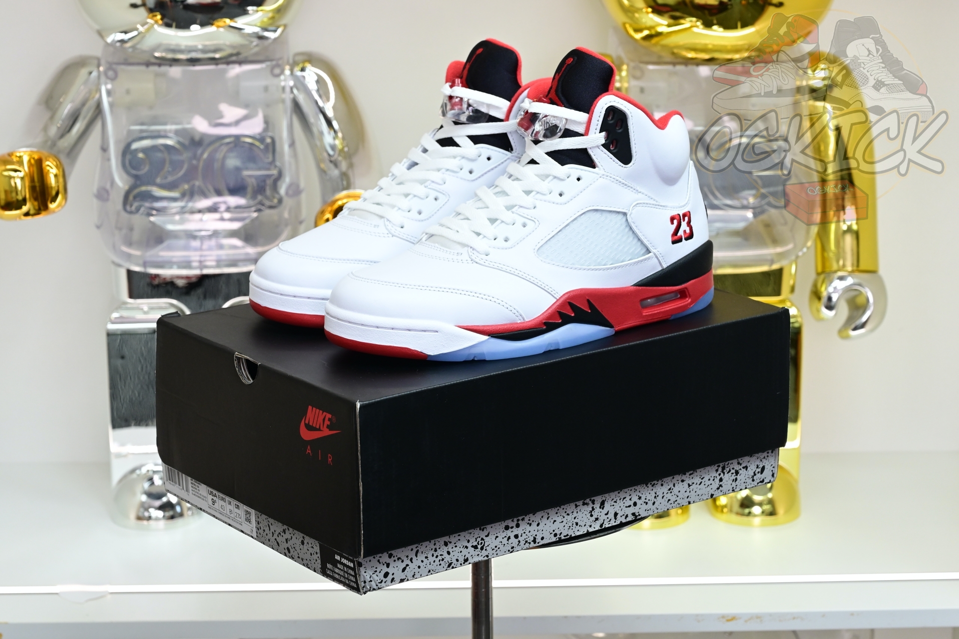 Air Jordan 5 Fire Red“Black Tongue”  HQ7978-101