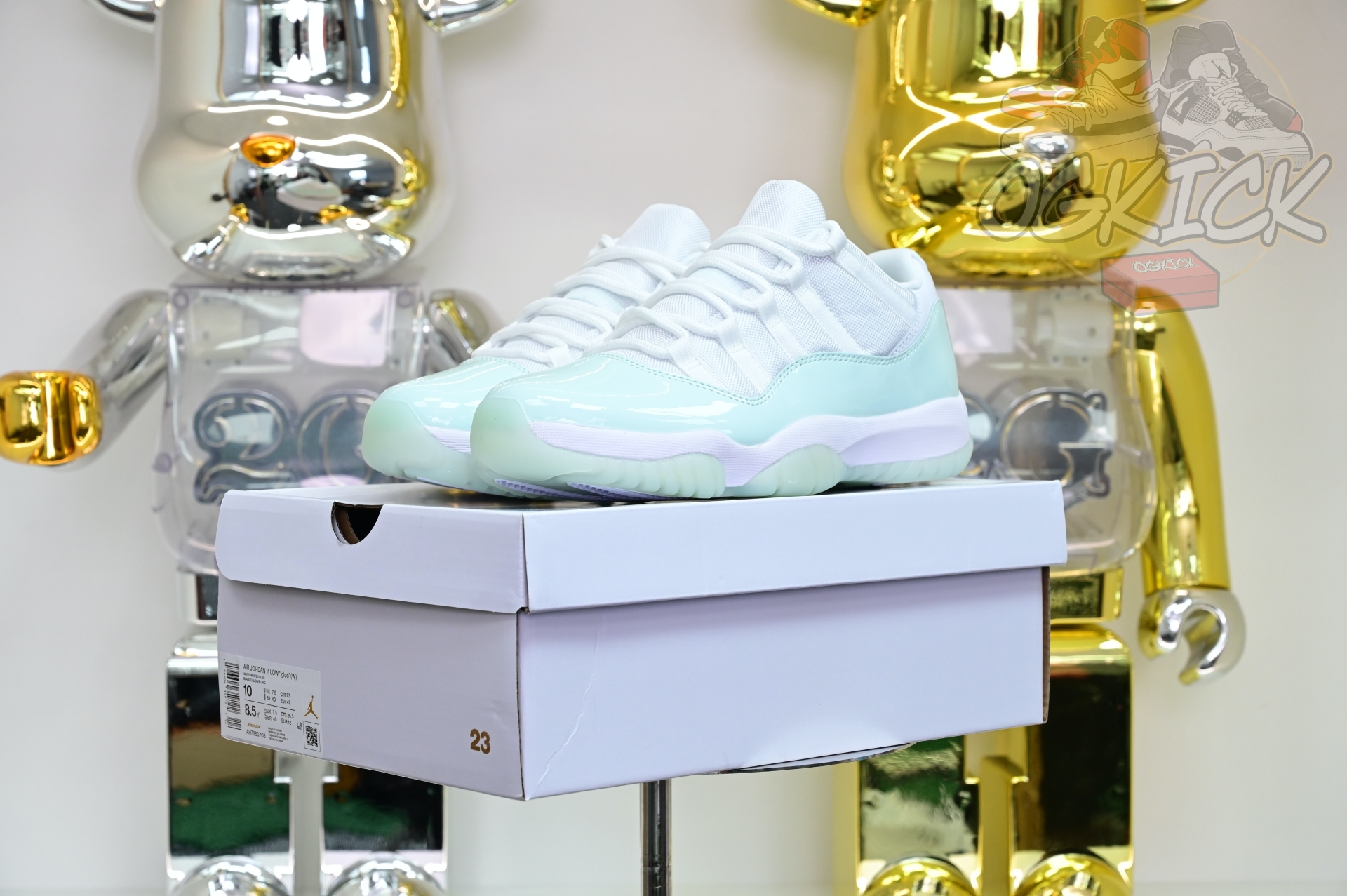 Air Jordan 11 LOW  AH7860-103