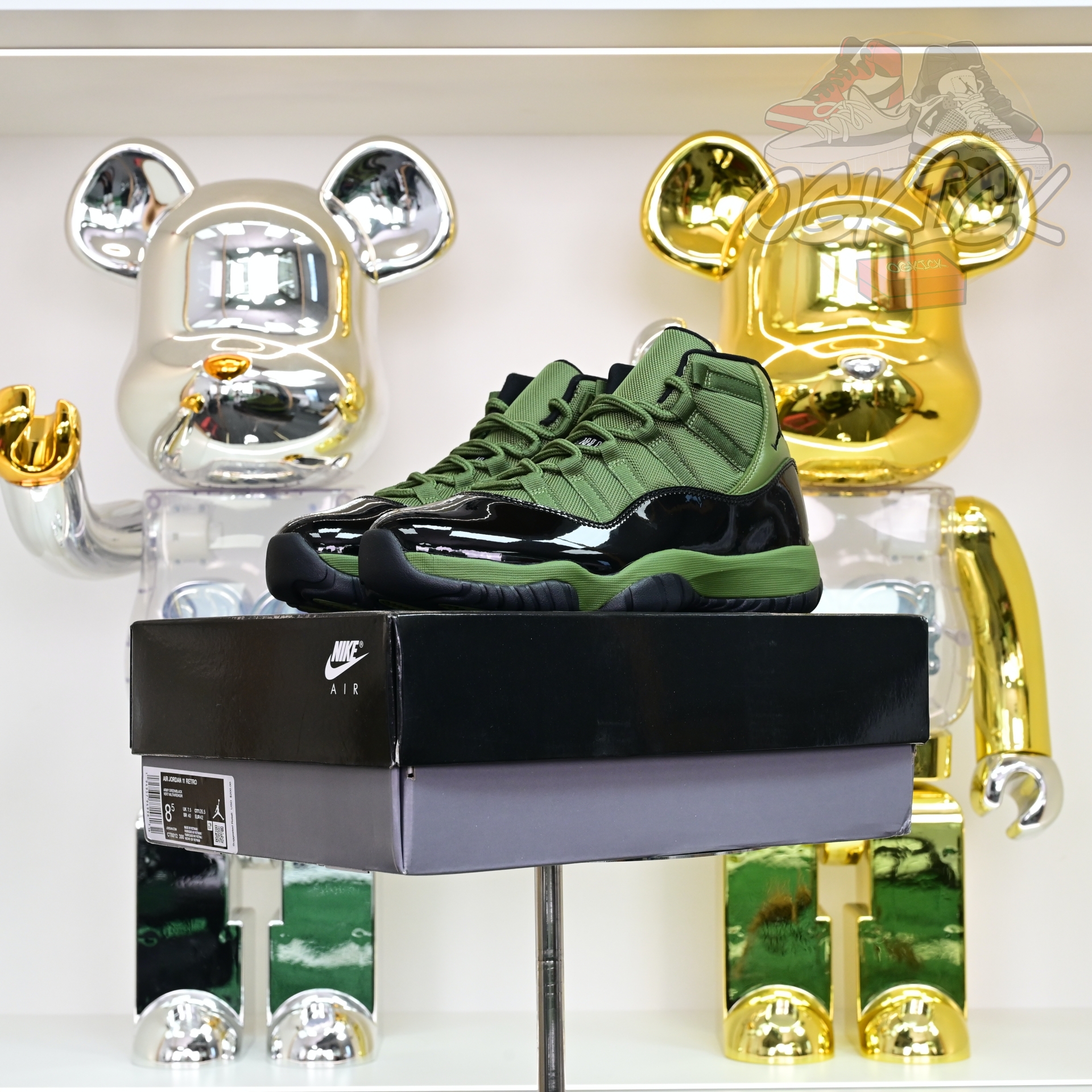 Air Jordan 11  RETRO CT8012-300