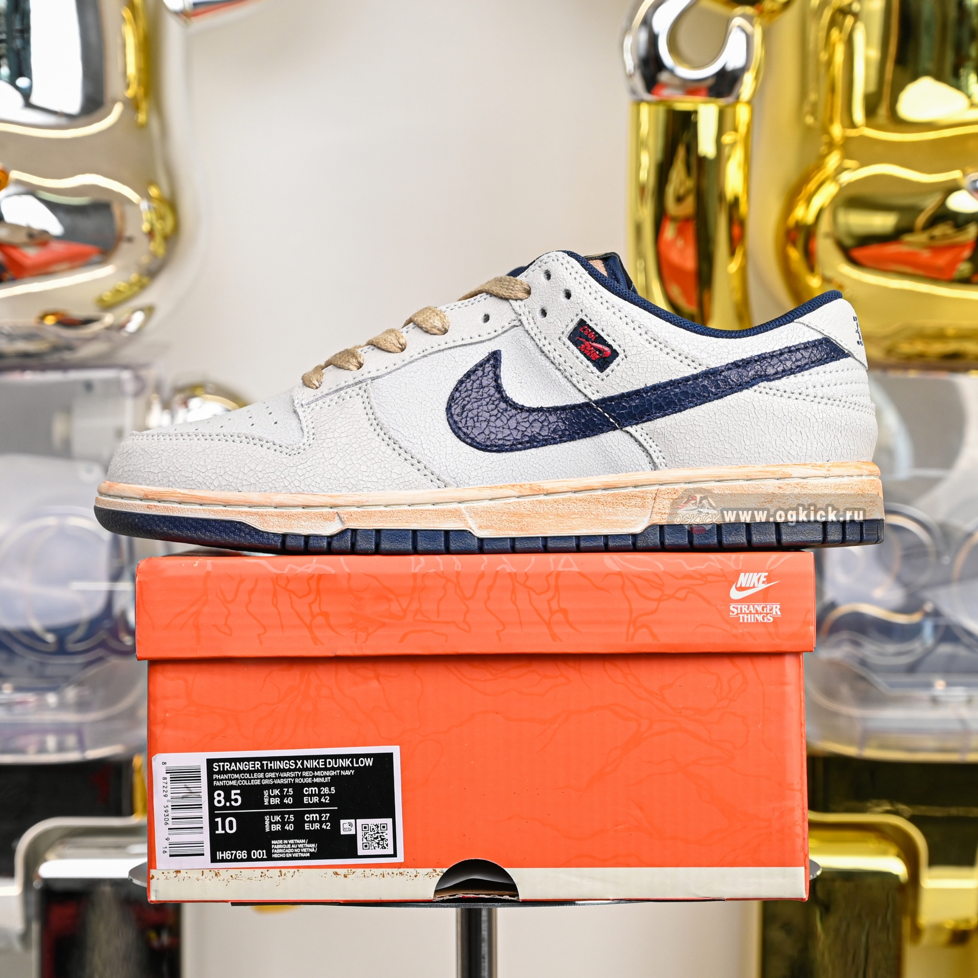 Nike x Stranger Things Dunk LowSP  IH6766-001