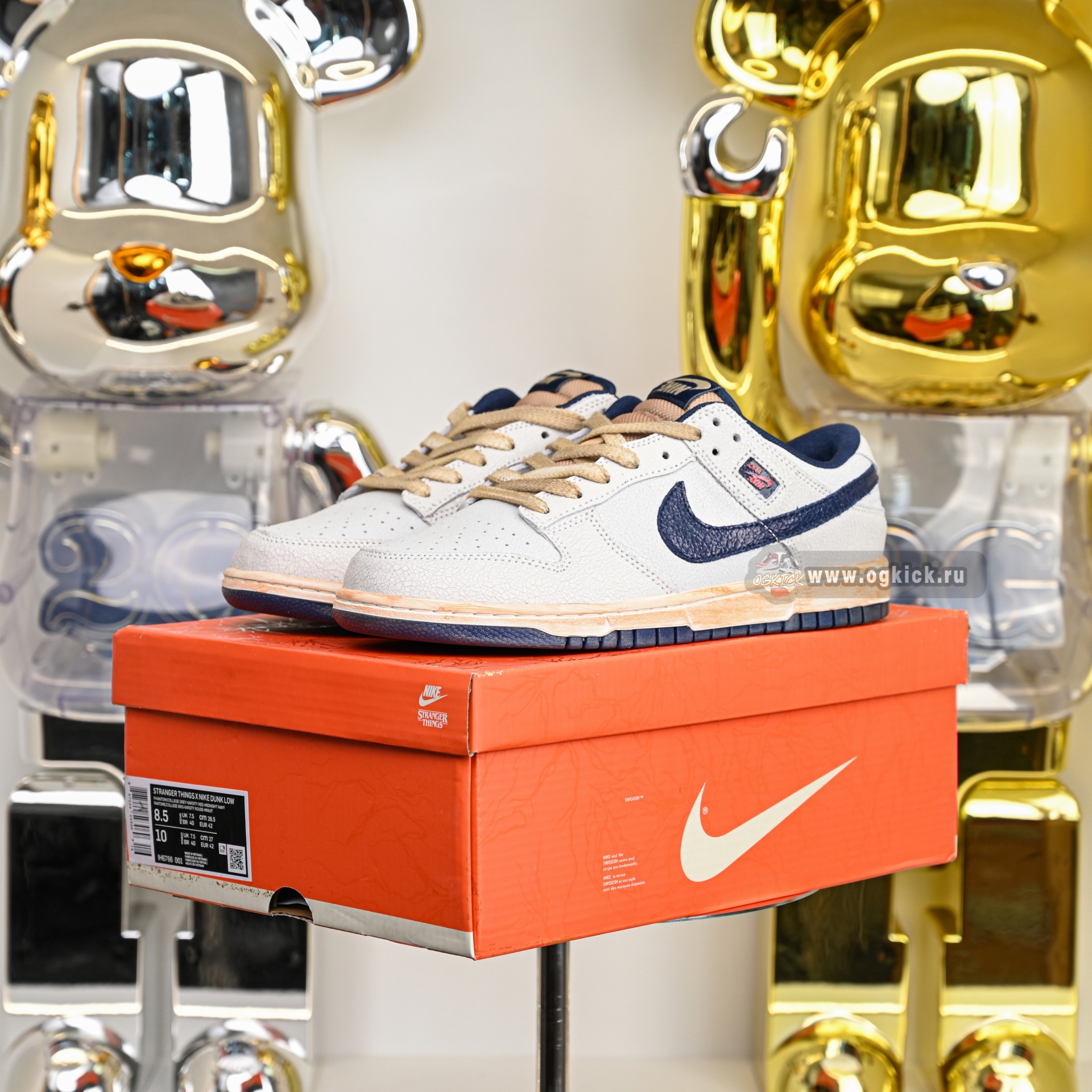 Nike x Stranger Things Dunk LowSP  IH6766-001
